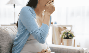 Mengatasi Mual dan Lelah di Trimester Pertama Kehamilan